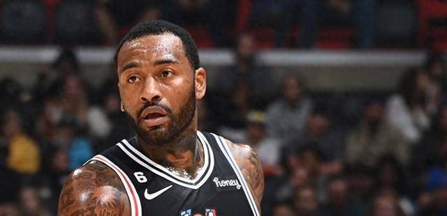 黄蜂队球员拉塞尔遭遇伤病困扰的简单介绍 黄蜂队球员拉塞尔遭遇伤病困扰的简单介绍