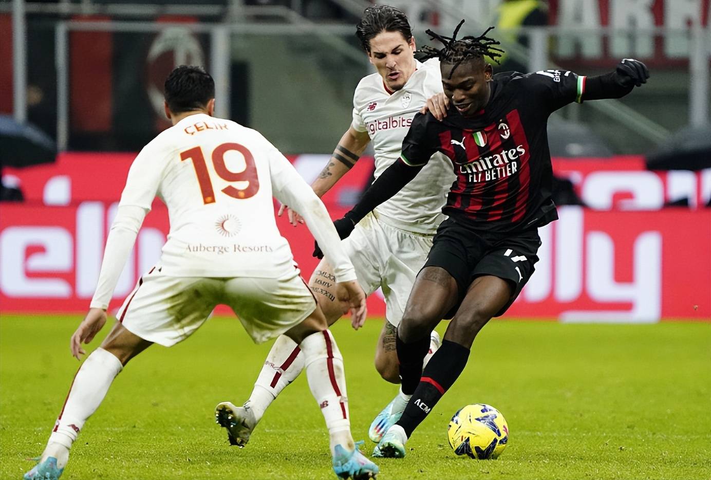 罗马主场轻松获胜,实力雄厚展现 罗马主场轻松获胜,实力雄厚展现