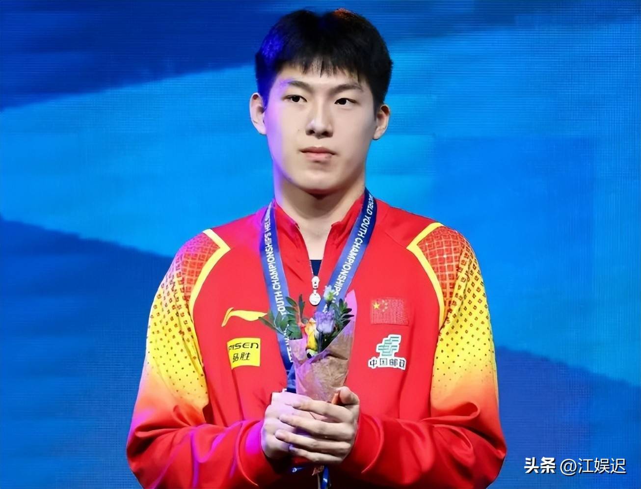 雷火电竞合作-金牌选手毅然决然，登上巅峰