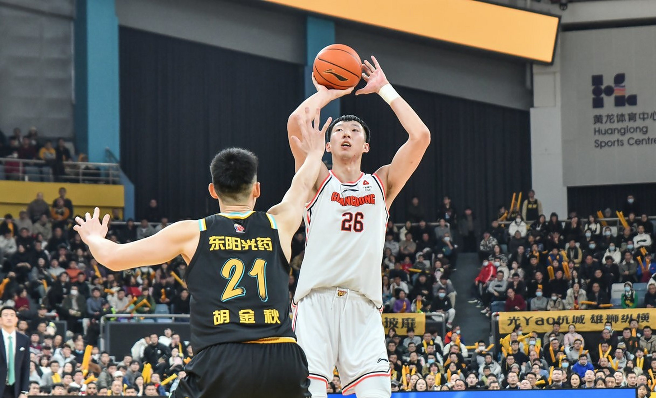 吉林队在主场赢得激烈对决,震撼全场观众的简单介绍 吉林队在主场赢得激烈对决,震撼全场观众的简单介绍