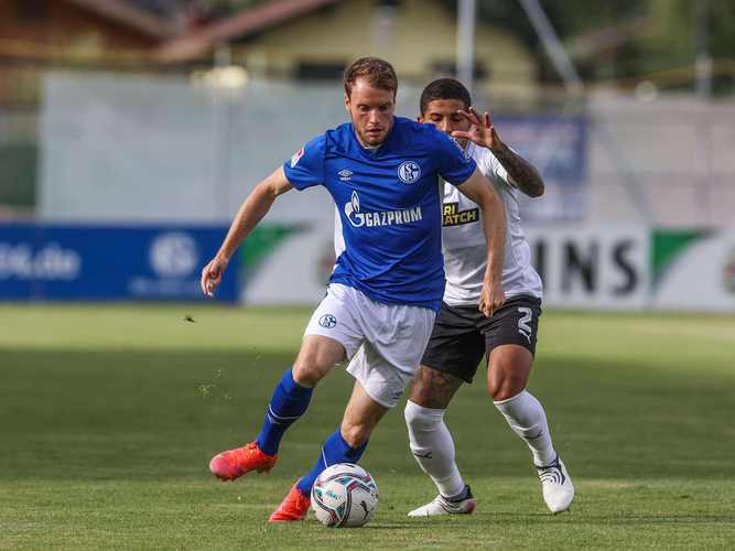 雷火电竞网址-柏林赫塔队员遭遇伤病潮，主帅寻找替补之策的简单介绍