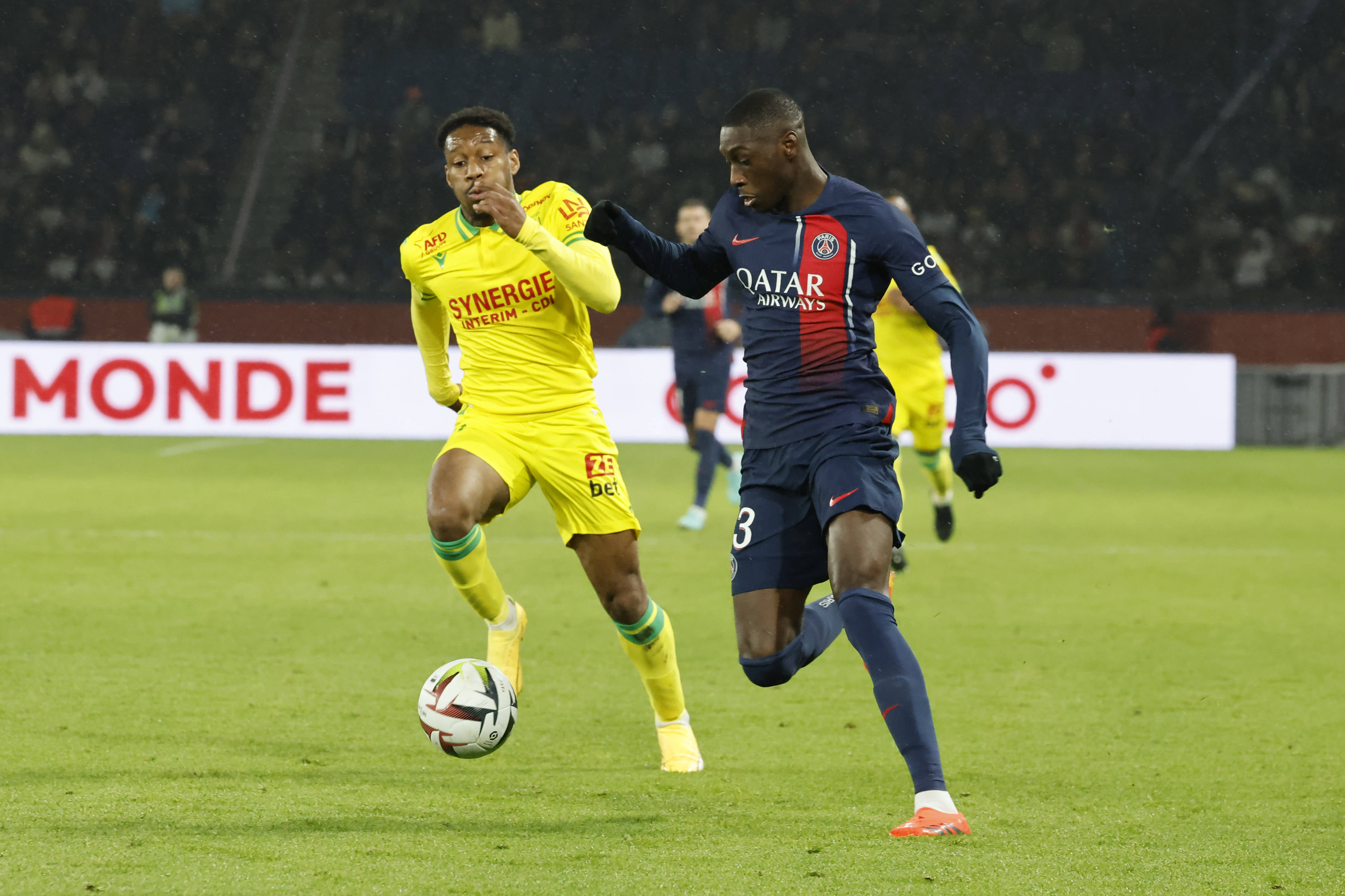 拉齐奥主场迎战AC米兰,实力对决 拉齐奥主场迎战AC米兰,实力对决