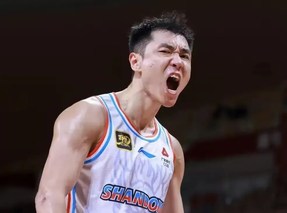 雷火电竞充值-辽宁男篮客场告捷，稳坐榜首宝座