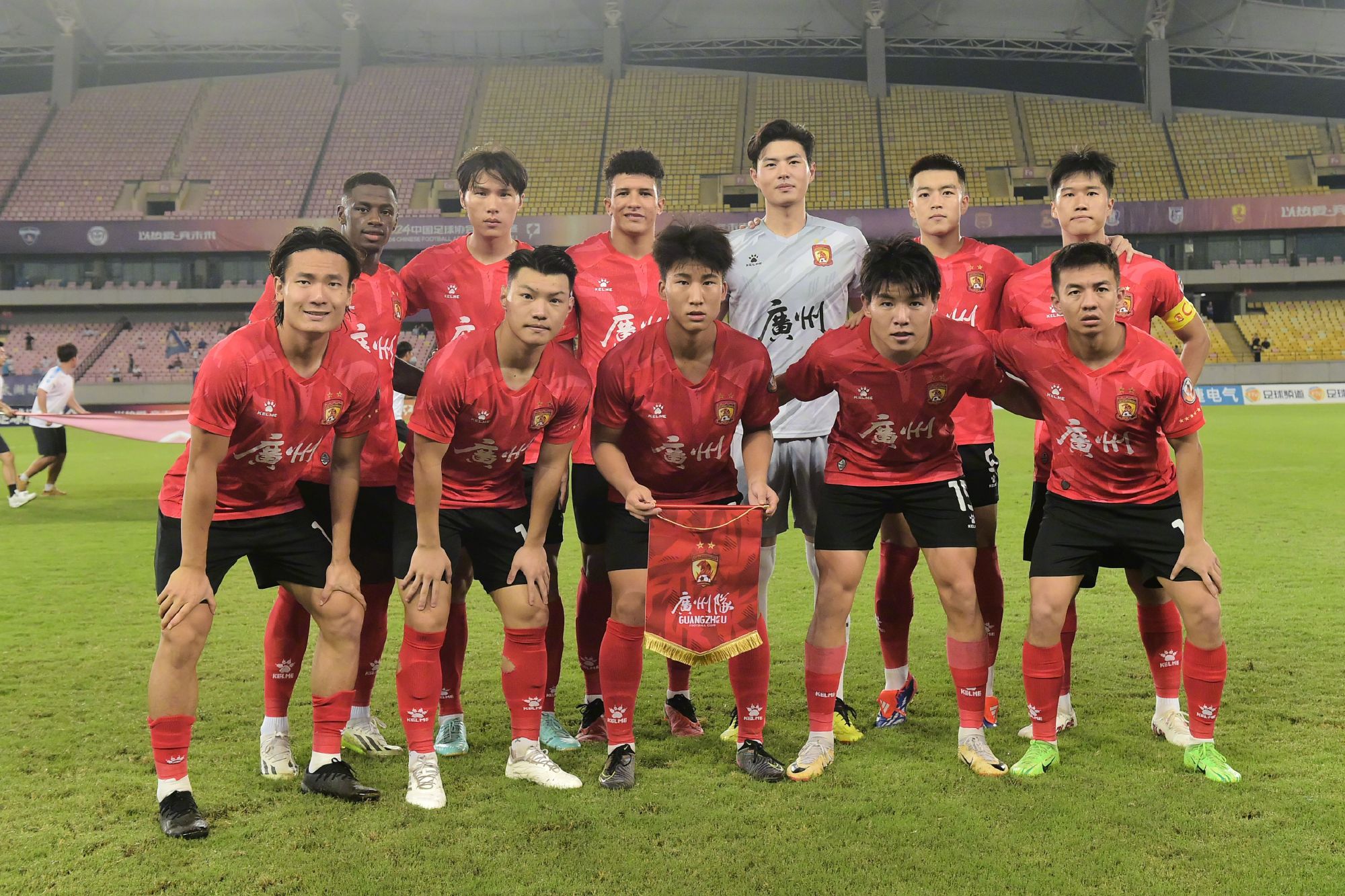 雷火电竞简介-广州队对战辽宁，广州队主力球员状态神勇
