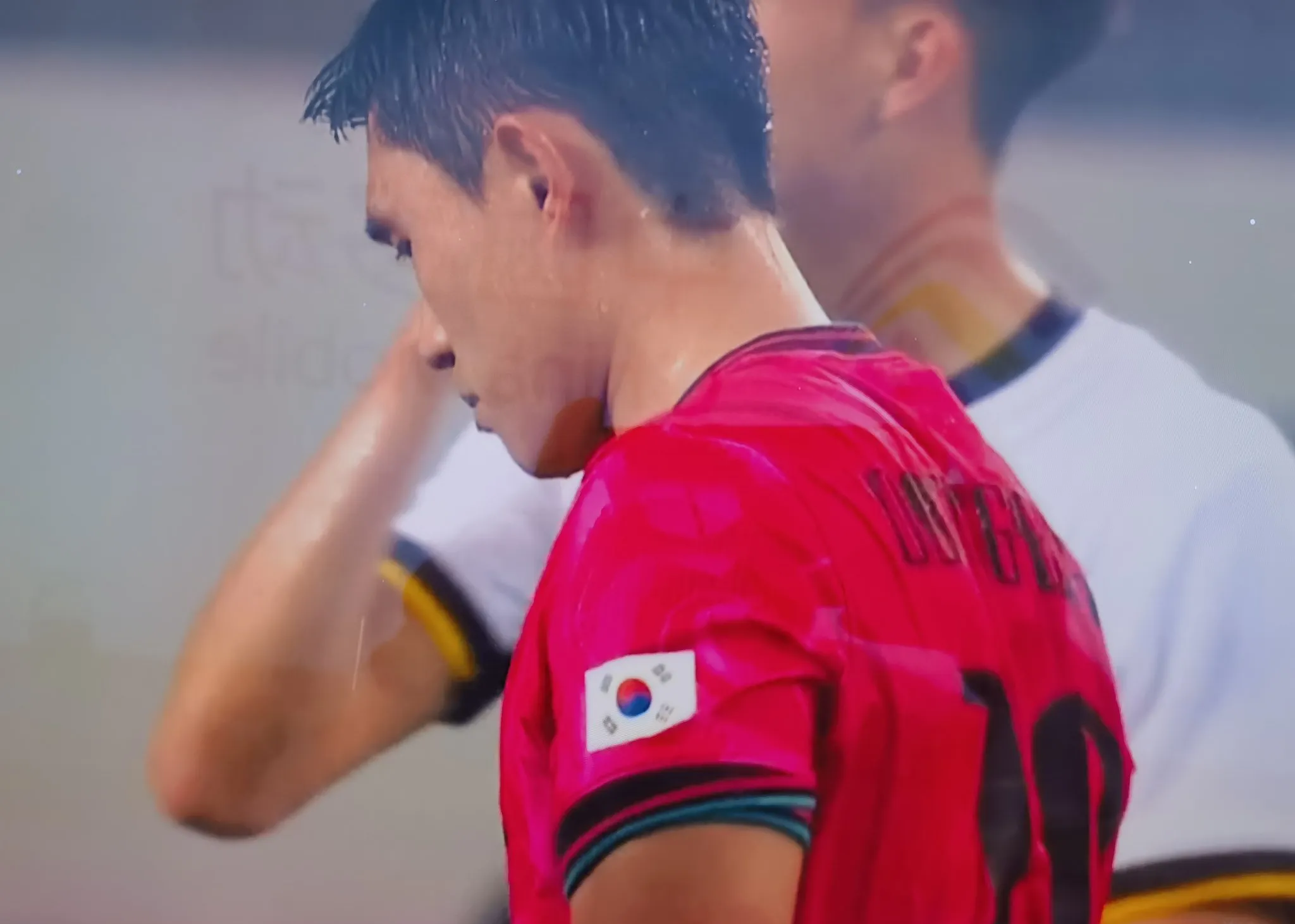 雷火电竞亚洲先驱-马来西亚队力克韩国队，郑思维刷新纪录