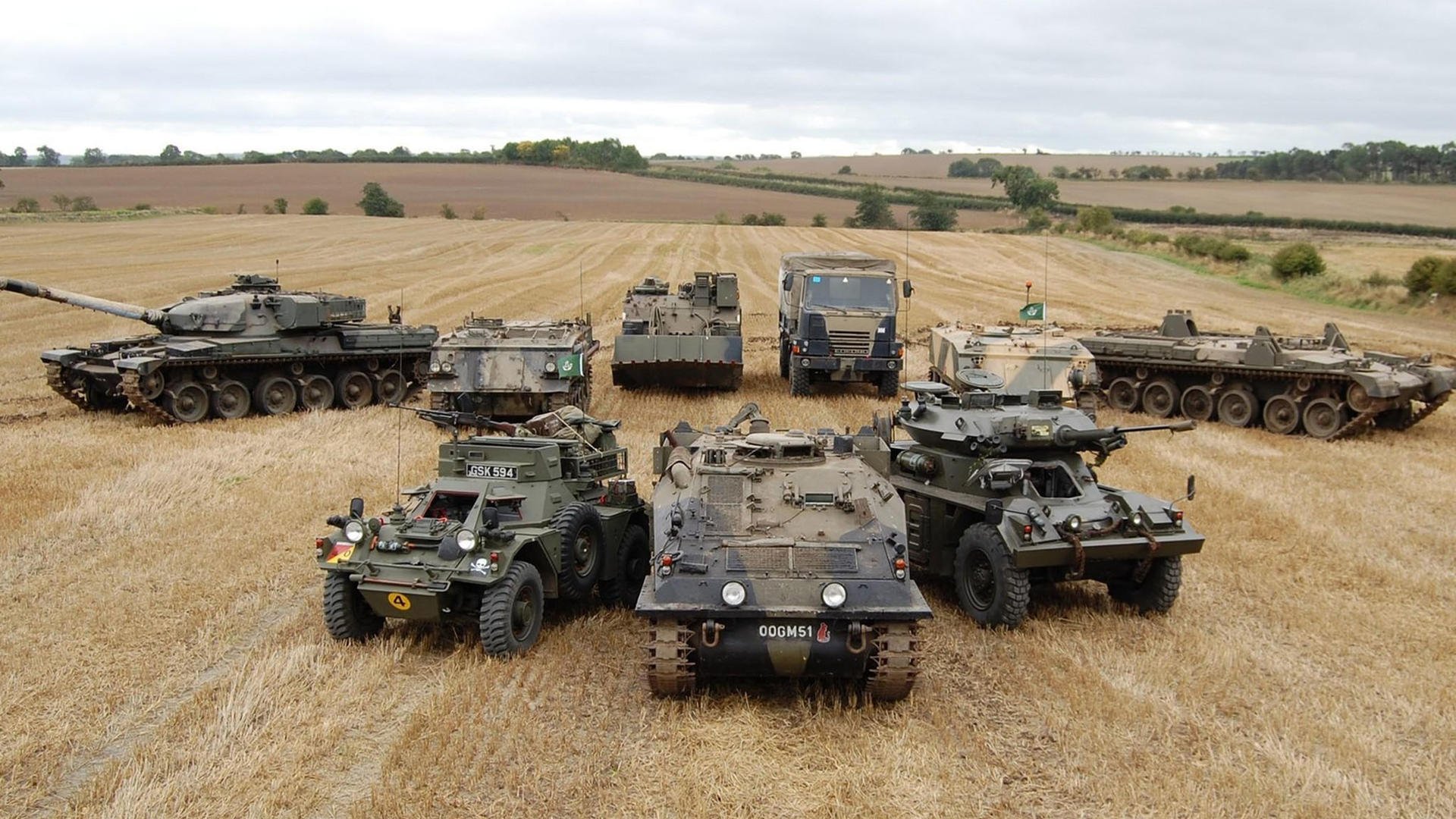 雷火电竞下载-绿色狂潮席卷钱塘，克莱三记穿云箭定乾坤—凯尔特人火力全开，克莱化身关键先生击穿浙江防线